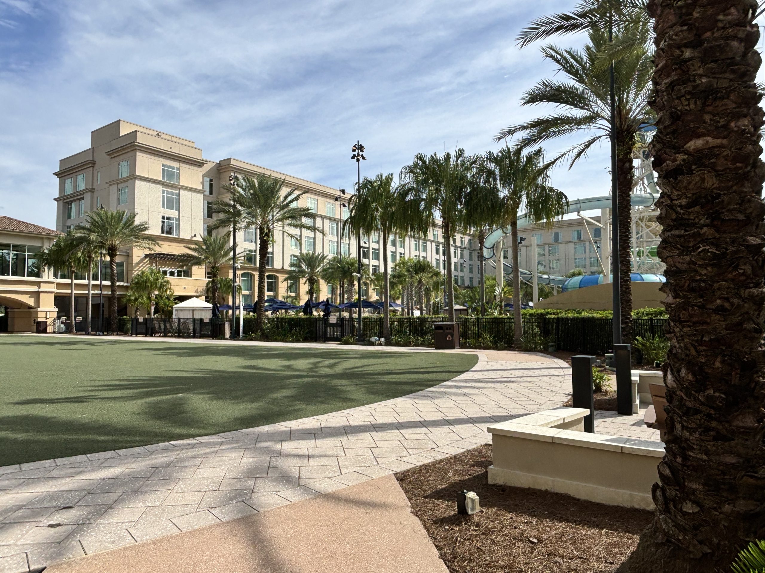 Gaylord Palms Resort & Convention Center outside view of building with palm trees