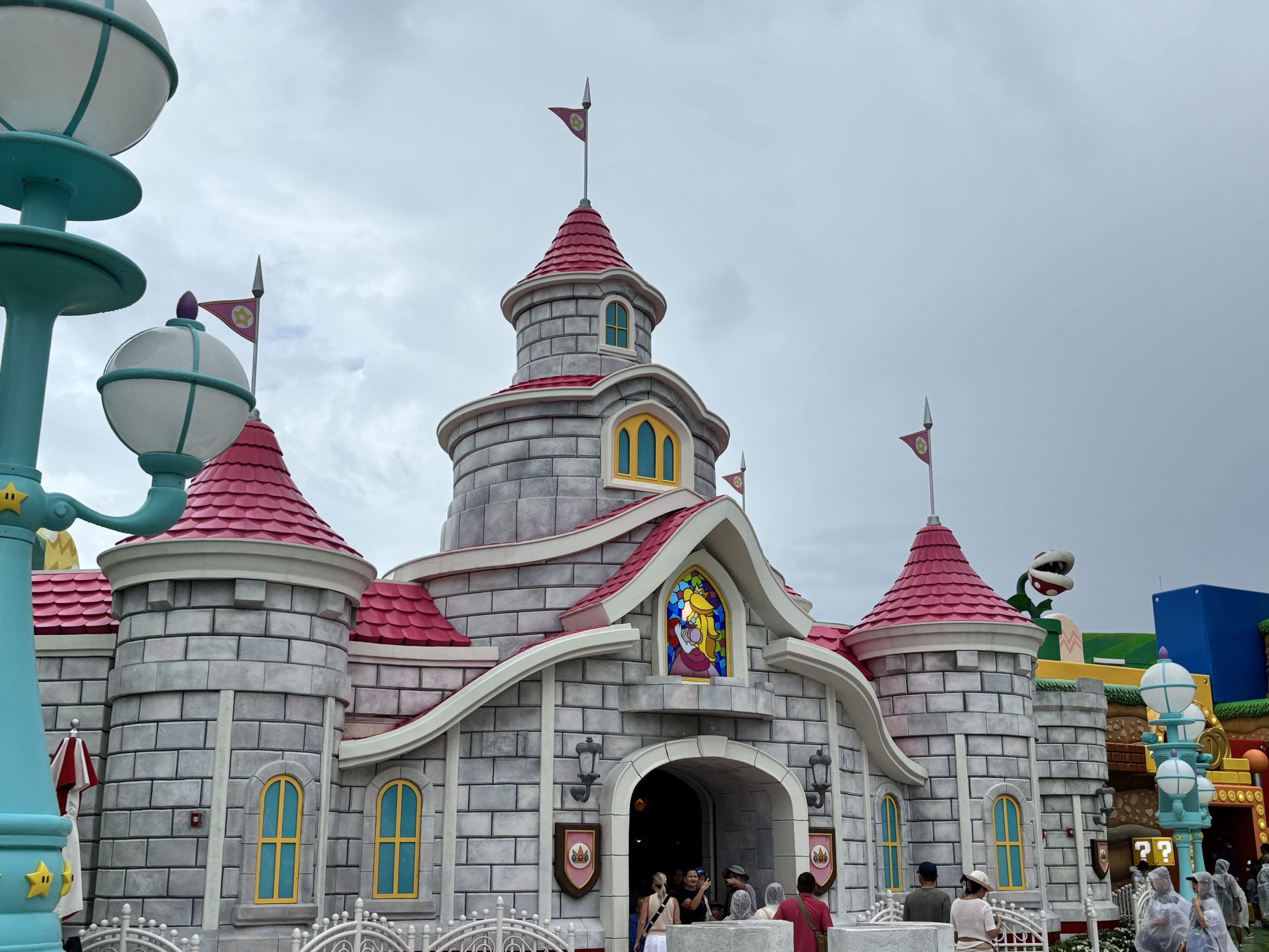 Peach's castle at Super Nintendo World in Epic Universe